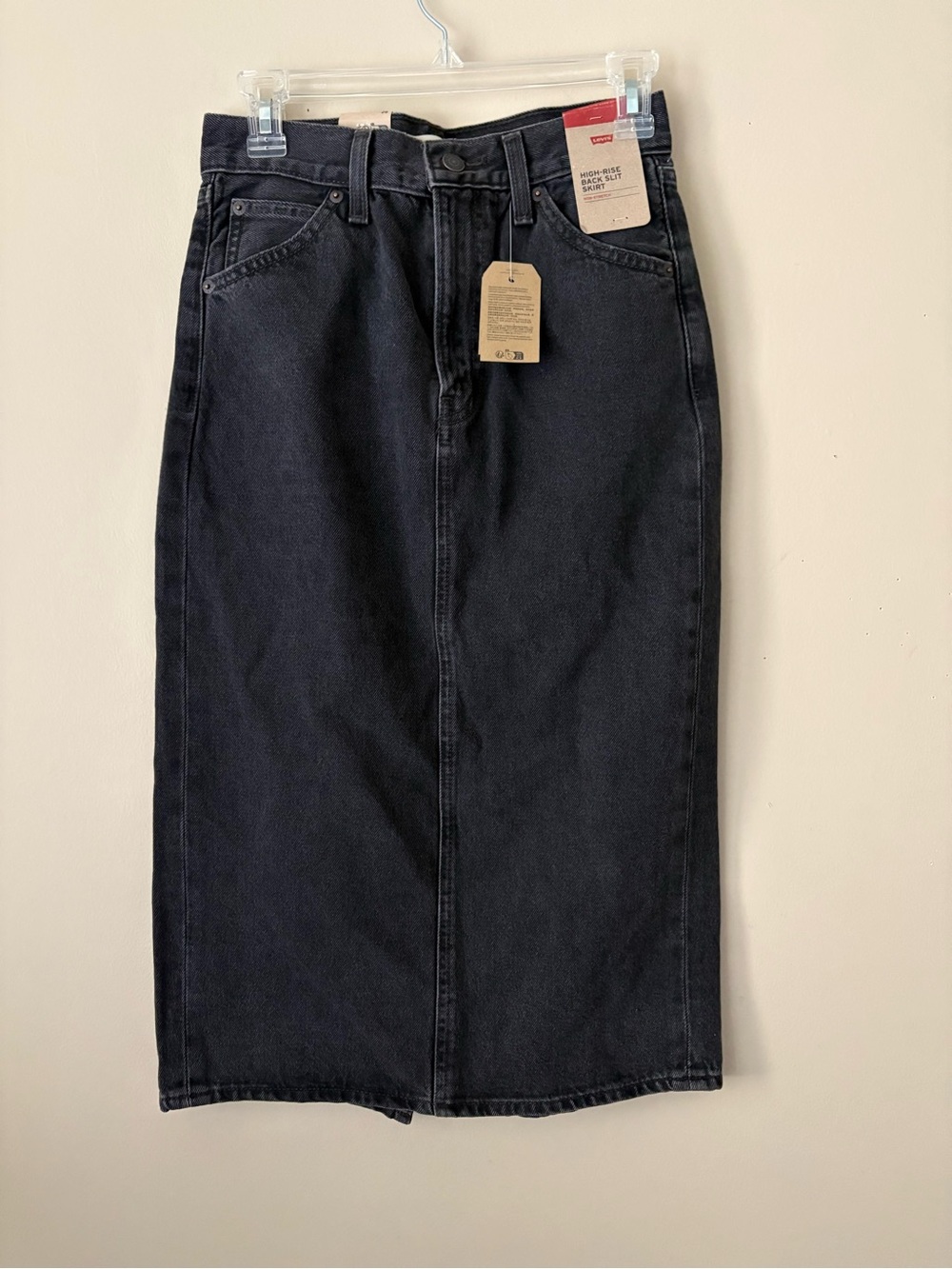 Levi's Black High Rise Midi Denim Back Slit Skirt sz. 26 New